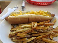 USA - Carterville MO - Peggy Sue Drive-In Hot Dog (15 Apr 2009)